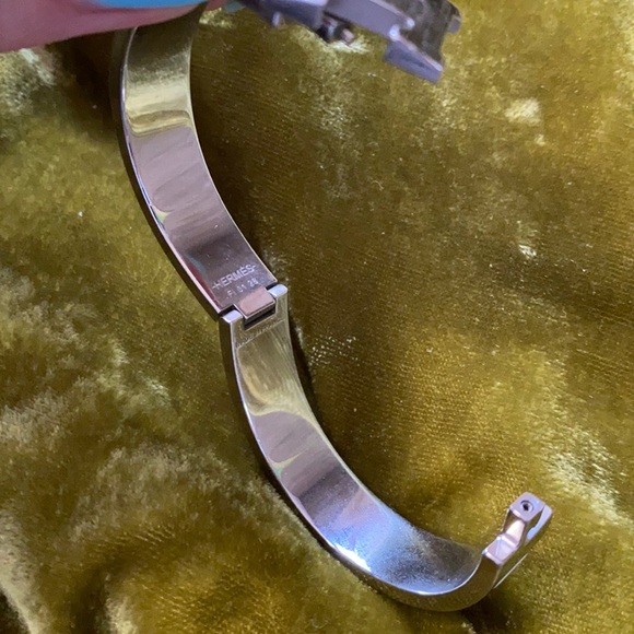 Bracelet - Picture 3 of 3